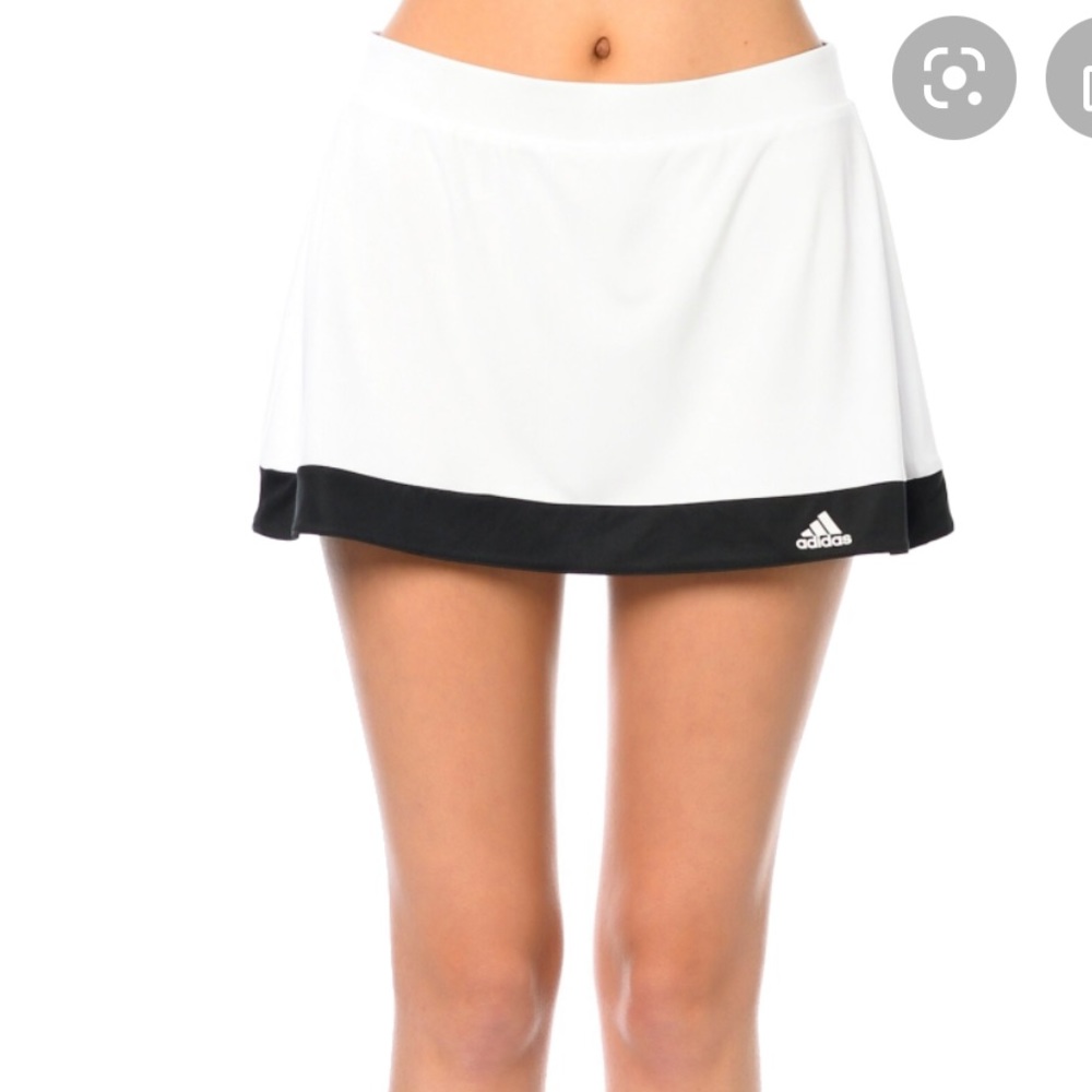 3 for $50✨ ADIDAS tennis skort